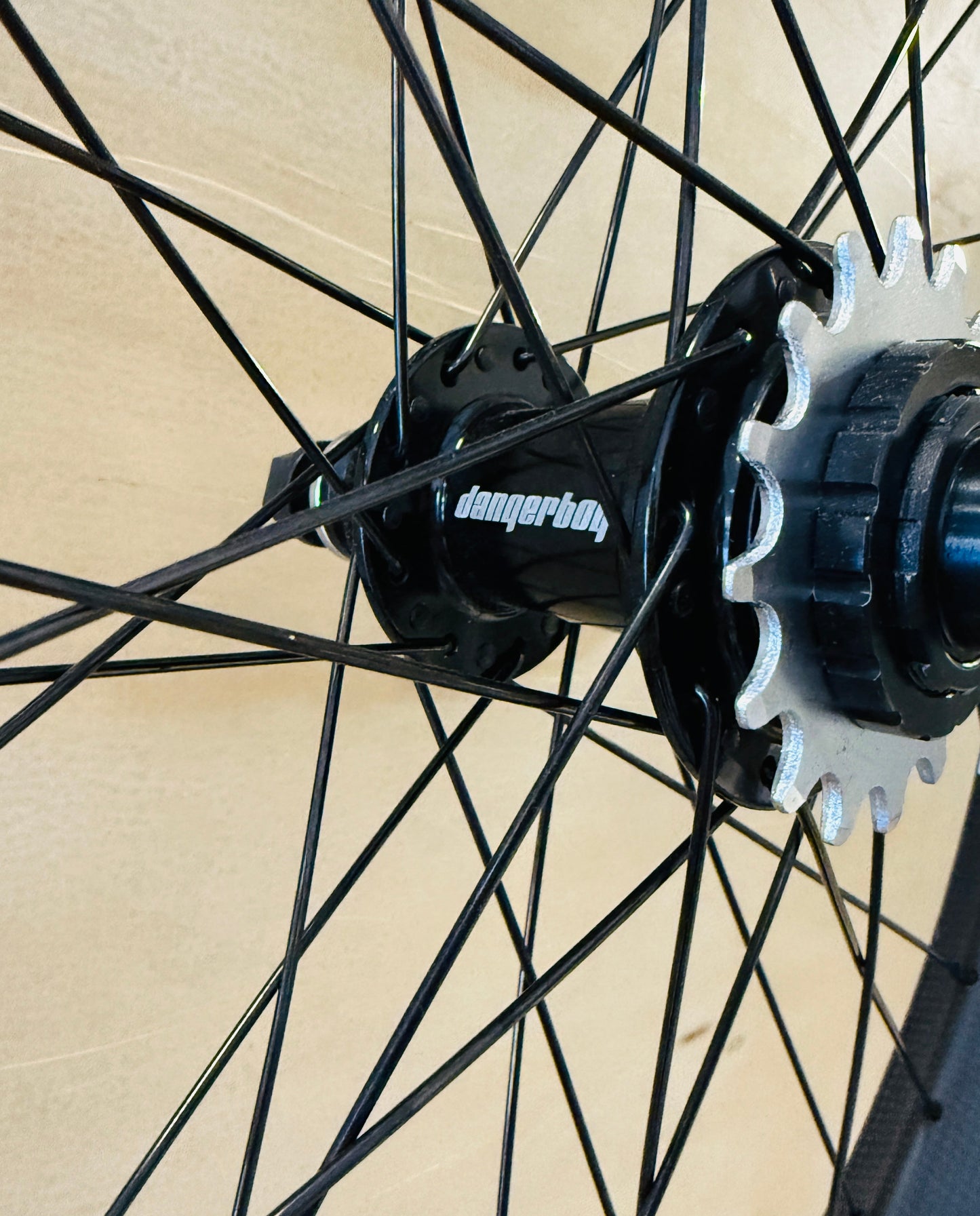 Pro 36h Dangerboy Pro Carbon Wheelset 10mm Bolt-On (disc compatible)