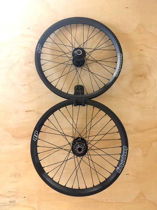 Pro Lite 36h Dangerboy Carbon Wheelset (15mm rear)