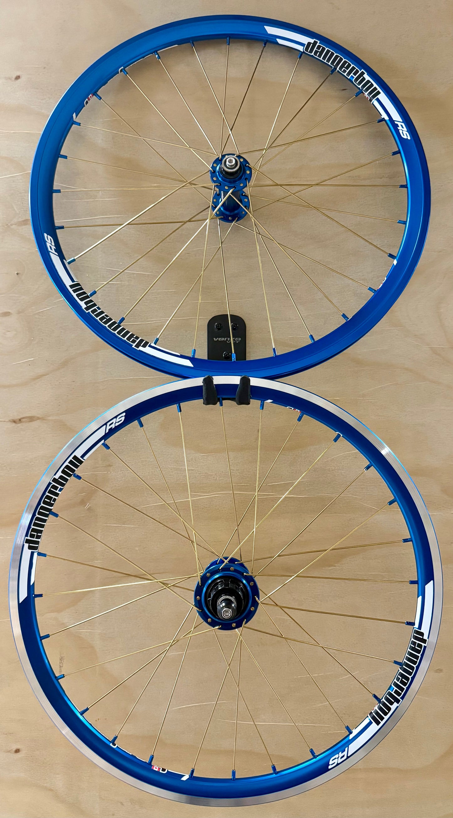 Expert 28h Dangerboy Wheelset Blue