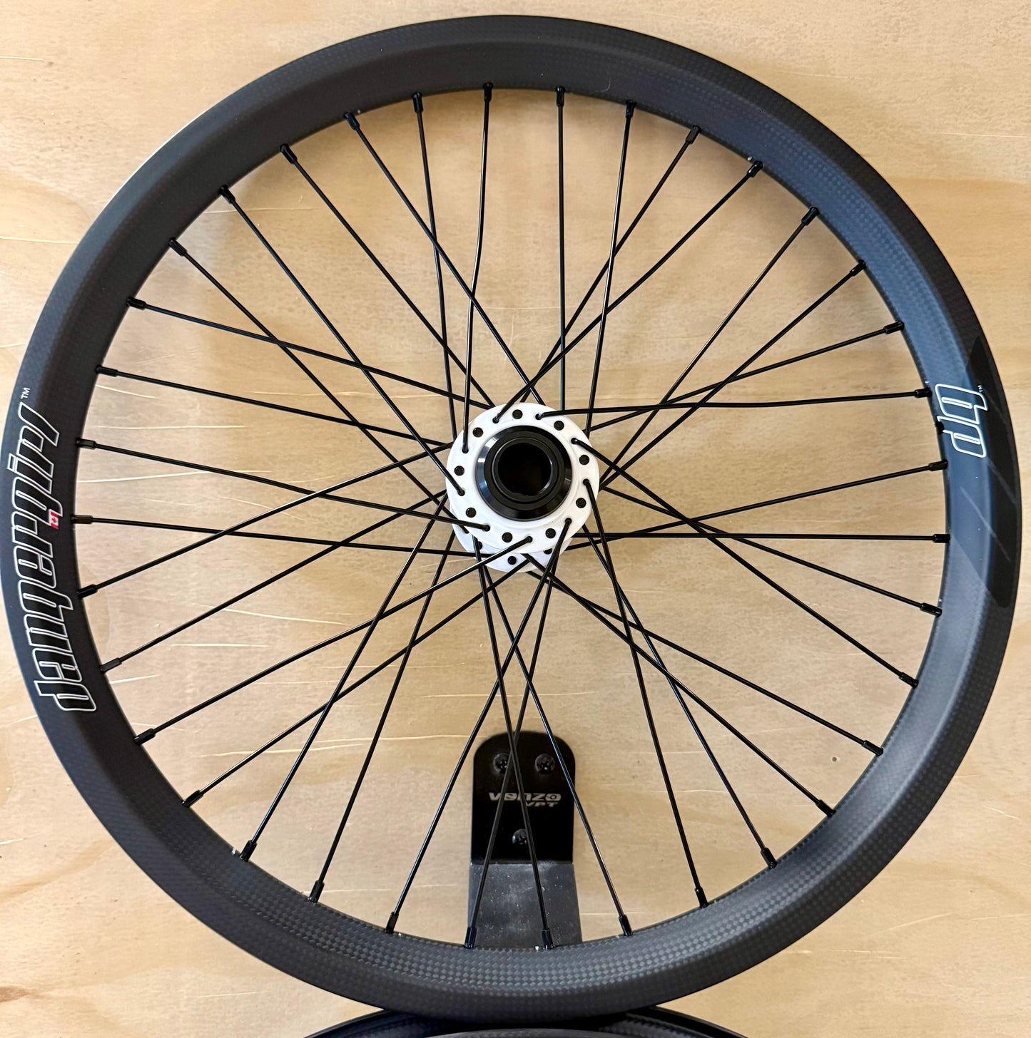 NEW Pro 36h DangerGirl Carbon Wheelset (White Onyx Ultra)