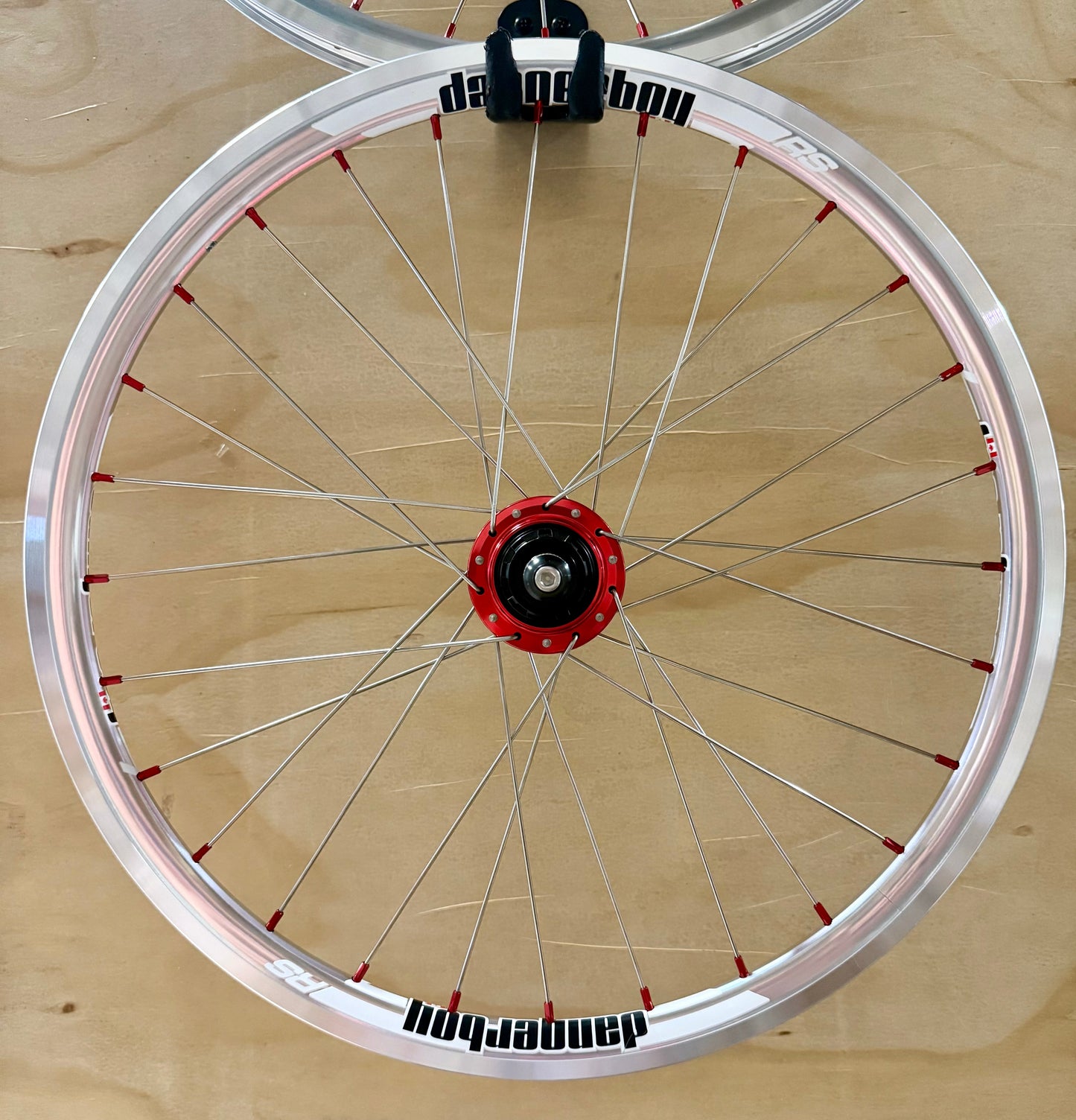 Expert 28h Dangerboy Wheelset Silver