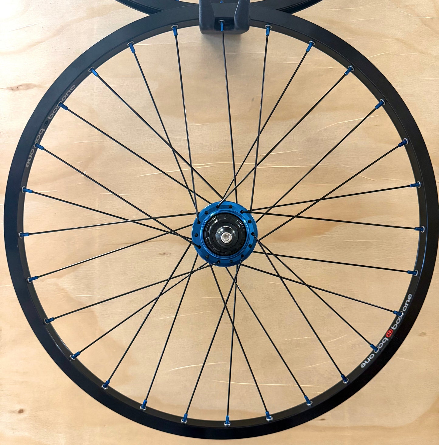 Expert 28h Box One Wheelset  Black