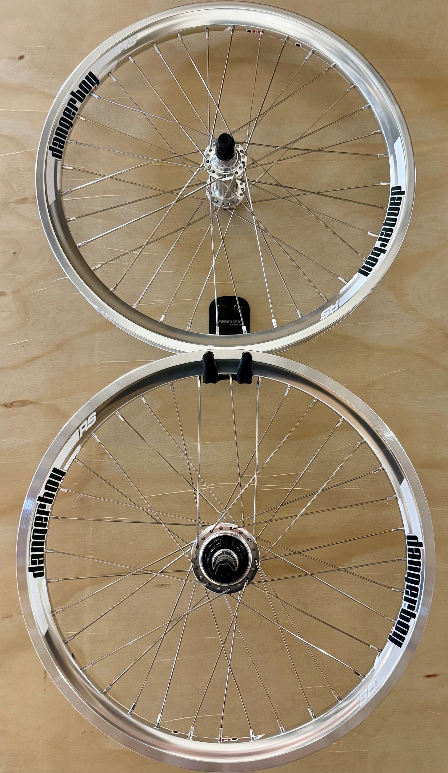 Pro Lite 36h Dangerboy Wheelset Silver