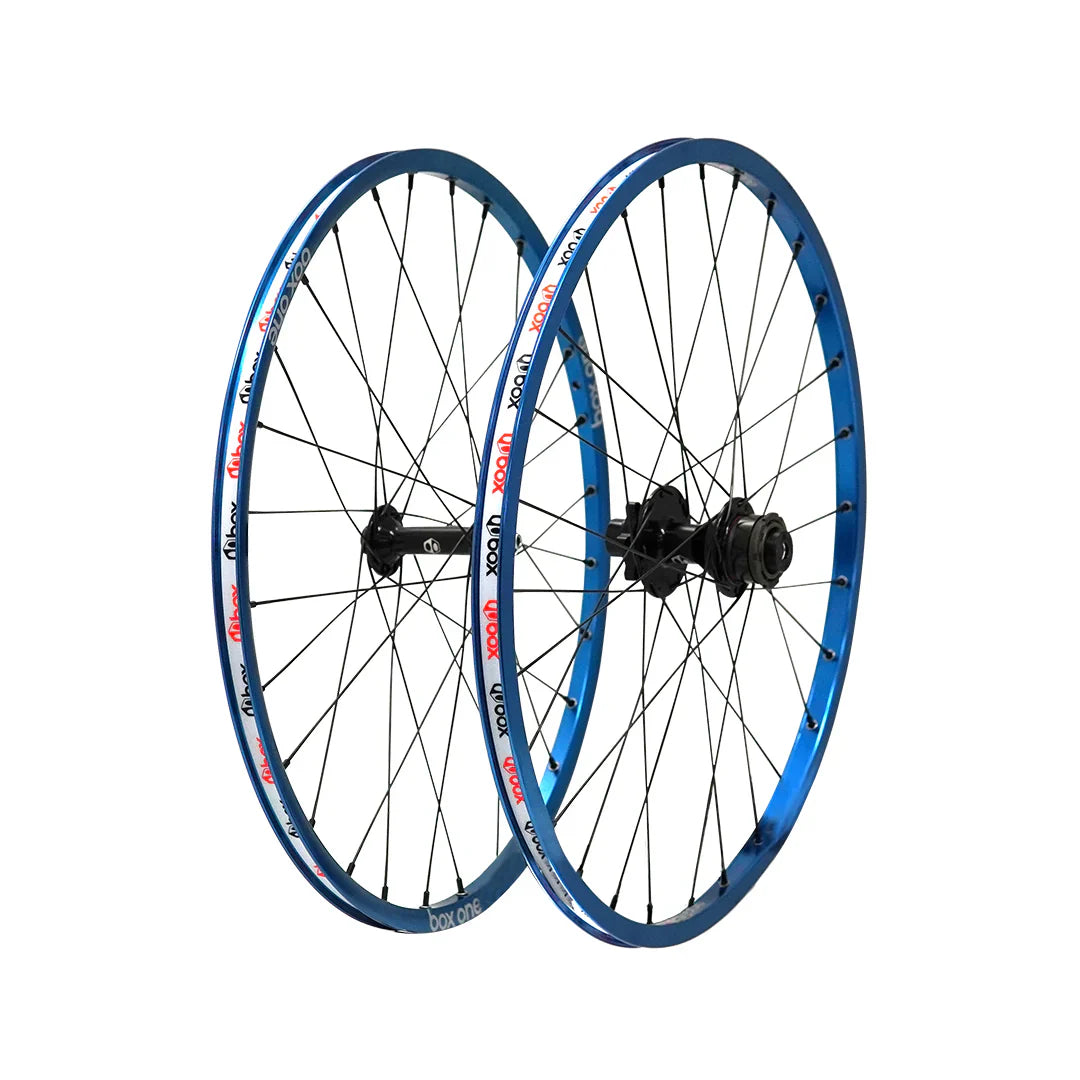 Expert 28h Box Three 20 x 1-1/8" 10mm Wheelset