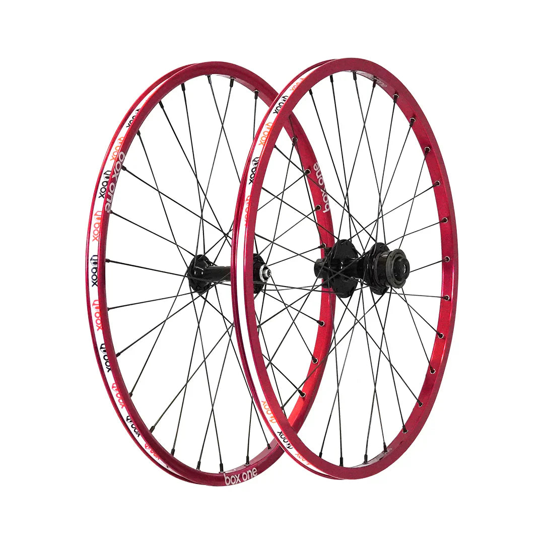 Expert 28h Box Three 20 x 1-1/8" 10mm Wheelset