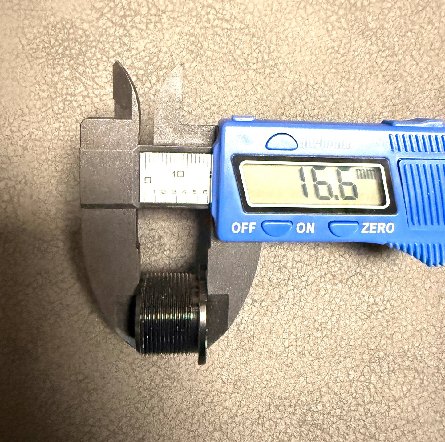 Stelv Replacement Spindle Crank Bolt