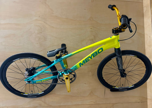 Meybo Holeshot Expert XL – Custom Build (Lime/Petrol)